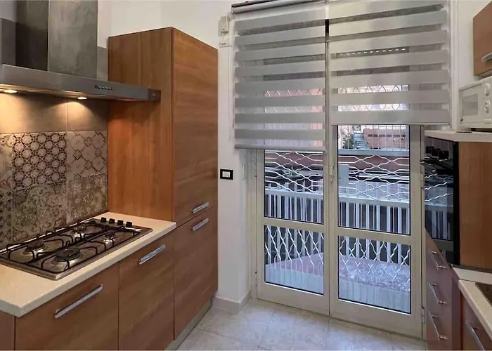 3 Fermate Dal Colosseo - Elena - 50 M Da Metro Garbatella Prázdninový dům