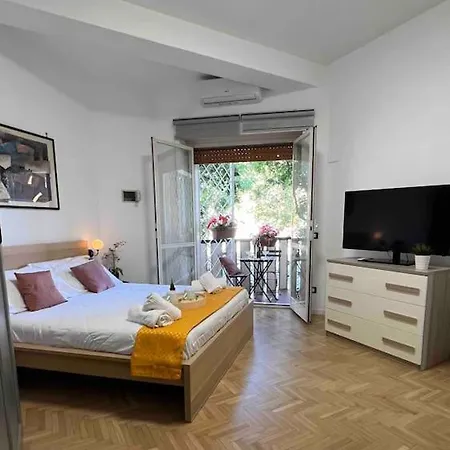 Prázdninový dům 3 Fermate Dal Colosseo - Elena - 50 M Da Metro Garbatella